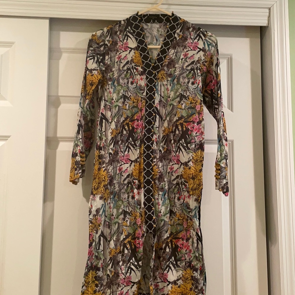 Sapphire size small kurta